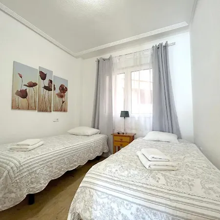 公寓 Calas De Campoamor En Cabo Roig *